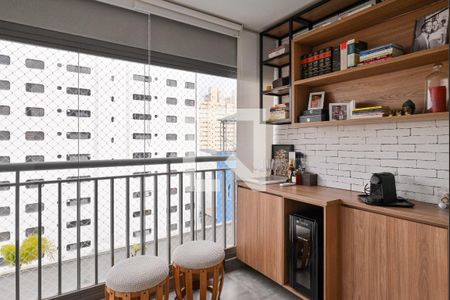 Apartamento à venda com 80m², 2 quartos e 2 vagasVaranda