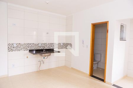 Sala e Cozinha de apartamento à venda com 2 quartos, 40m² em Jardim Triana, São Paulo