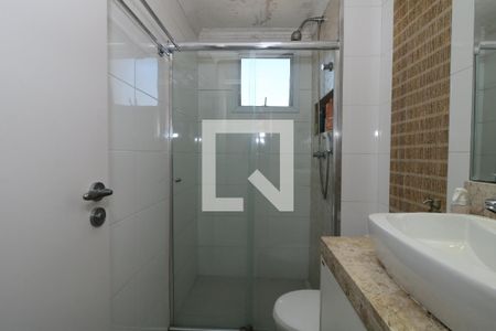 Apartamento à venda com 72m², 2 quartos e 2 vagasBanheiro da Suíte