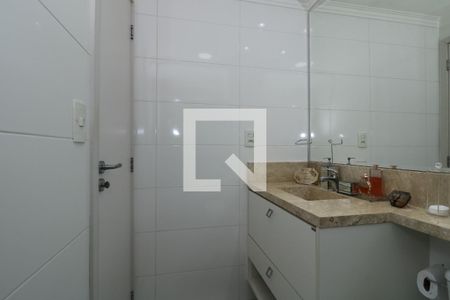 Apartamento à venda com 72m², 2 quartos e 2 vagasBanheiro Social