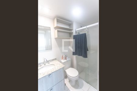 Apartamento para alugar com 55m², 2 quartos e 1 vaga Apartamento para alugar com 55m², 2 quartos e 1 vagaBanheiro social