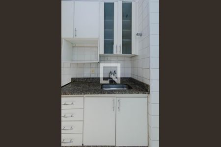 Apartamento à venda com 118m², 2 quartos e 2 vagasCozinha