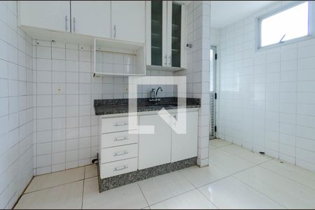 Apartamento à venda com 118m², 2 quartos e 2 vagasCozinha