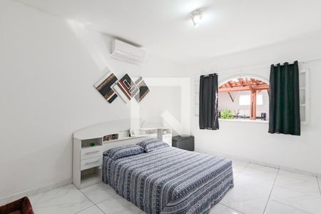 Quarto da suíte de casa à venda com 3 quartos, 202m² em Vila Jordanopolis, São Bernardo do Campo