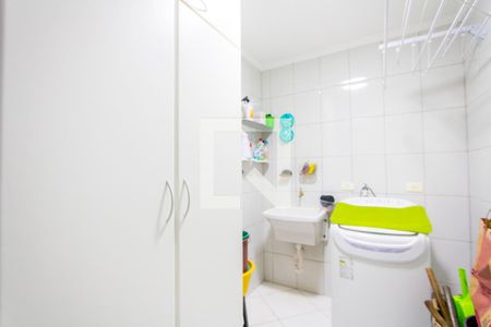 Apartamento à venda com 115m², 3 quartos e 2 vagas Apartamento à venda com 115m², 3 quartos e 2 vagasÁrea de serviço