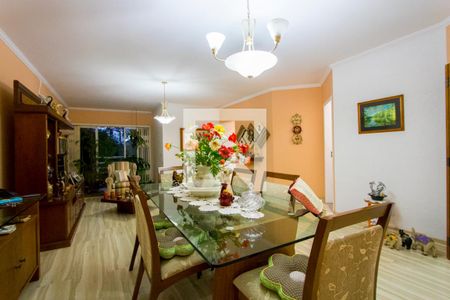 Apartamento à venda com 115m², 3 quartos e 2 vagas Apartamento à venda com 115m², 3 quartos e 2 vagasSala