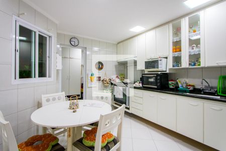 Apartamento à venda com 115m², 3 quartos e 2 vagas Apartamento à venda com 115m², 3 quartos e 2 vagasCozinha