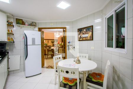 Apartamento à venda com 115m², 3 quartos e 2 vagas Apartamento à venda com 115m², 3 quartos e 2 vagasCozinha