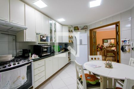 Apartamento à venda com 115m², 3 quartos e 2 vagas Apartamento à venda com 115m², 3 quartos e 2 vagasCozinha