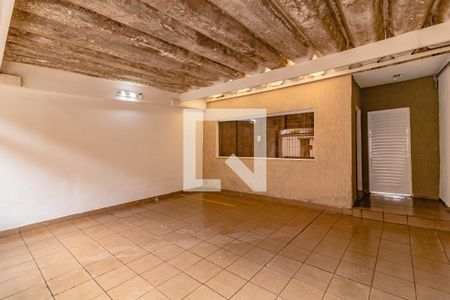 Casa para alugar com 32m², 1 quarto e sem vaga Casa para alugar com 32m², 1 quarto e sem vagaGaragem