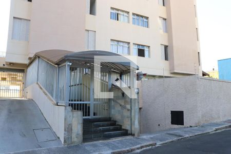 Apartamento para alugar com 70m², 2 quartos e 1 vagaFachada e portaria
