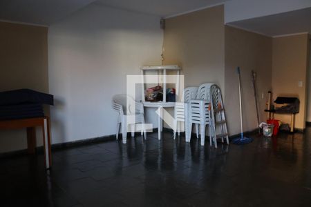 Apartamento para alugar com 70m², 2 quartos e 1 vagaÁrea comum - Salão de festas