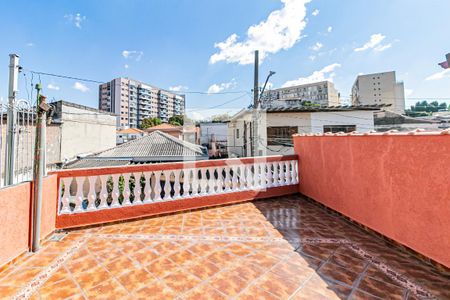 Casa à venda com 130m², 2 quartos e 2 vagasQuarto - Varanda
