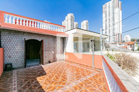 Casa à venda com 130m², 2 quartos e 2 vagasQuarto - Varanda