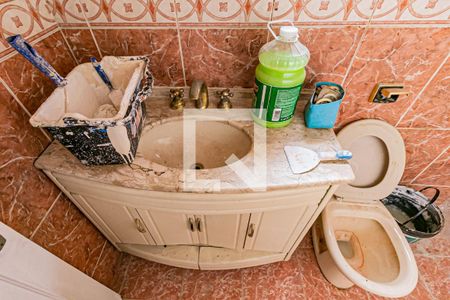 Casa à venda com 130m², 2 quartos e 2 vagasBanheiro social