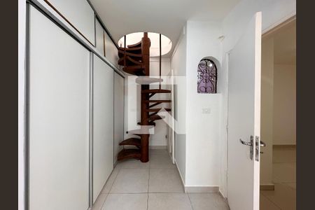 Casa à venda com 250m², 2 quartos e 4 vagasQuintal