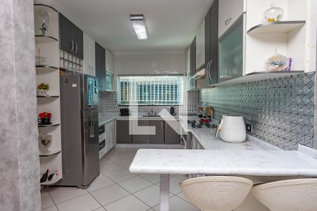 Casa para alugar com 199m², 3 quartos e 3 vagas Casa para alugar com 199m², 3 quartos e 3 vagasCozinha