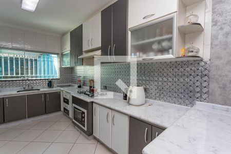 Casa para alugar com 199m², 3 quartos e 3 vagas Casa para alugar com 199m², 3 quartos e 3 vagasCozinha