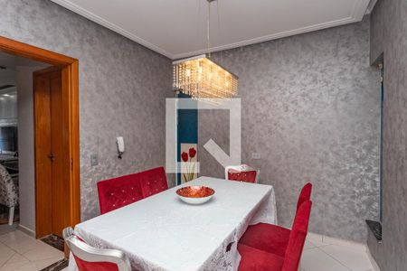 Casa para alugar com 199m², 3 quartos e 3 vagas Casa para alugar com 199m², 3 quartos e 3 vagasSala de jantar