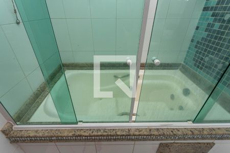 Casa para alugar com 199m², 3 quartos e 3 vagas Casa para alugar com 199m², 3 quartos e 3 vagasBanheiro da suíte 1