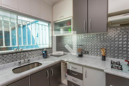 Casa para alugar com 199m², 3 quartos e 3 vagas Casa para alugar com 199m², 3 quartos e 3 vagasCozinha