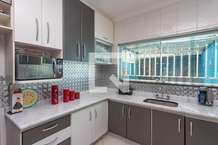 Casa para alugar com 199m², 3 quartos e 3 vagas Casa para alugar com 199m², 3 quartos e 3 vagasCozinha
