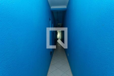 Casa para alugar com 199m², 3 quartos e 3 vagas Casa para alugar com 199m², 3 quartos e 3 vagasCorredor externo
