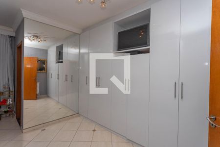 Casa para alugar com 199m², 3 quartos e 3 vagas Casa para alugar com 199m², 3 quartos e 3 vagasQuarto 1 - suíte