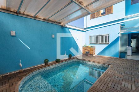 Casa para alugar com 199m², 3 quartos e 3 vagas Casa para alugar com 199m², 3 quartos e 3 vagasPiscina