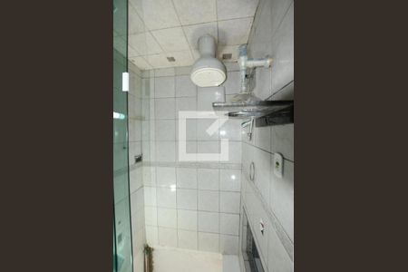 Apartamento para alugar com 70m², 2 quartos e sem vagaBanheiro da Suite