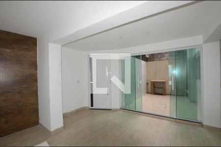Sala de apartamento para alugar com 3 quartos, 100m² em Vila Valqueire, Rio de Janeiro