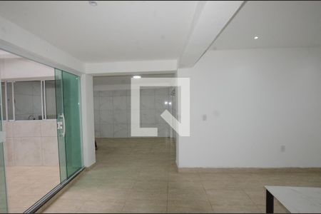 Sala de apartamento para alugar com 3 quartos, 100m² em Vila Valqueire, Rio de Janeiro