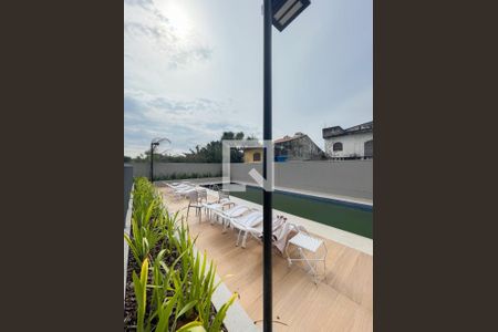 Apartamento à venda com 42m², 2 quartos e sem vagaÁrea comum - Piscina