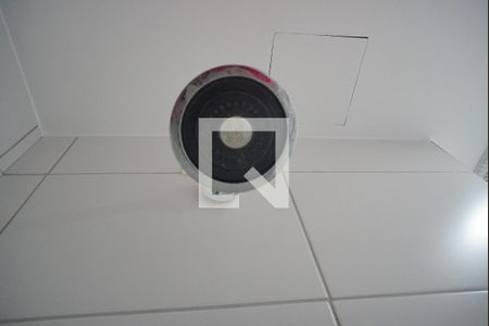 Banheiro de apartamento para alugar com 1 quarto, 43m² em Jardim do Salso, Porto Alegre