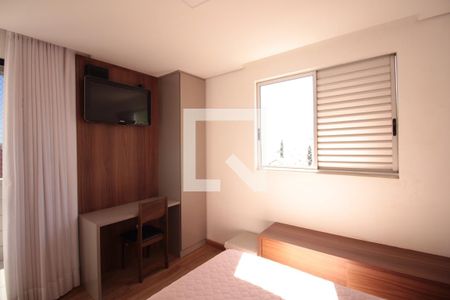Suite de apartamento à venda com 4 quartos, 200m² em Castelo, Belo Horizonte