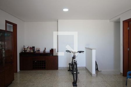 Apartamento à venda com 200m², 4 quartos e 3 vagasSala de TV