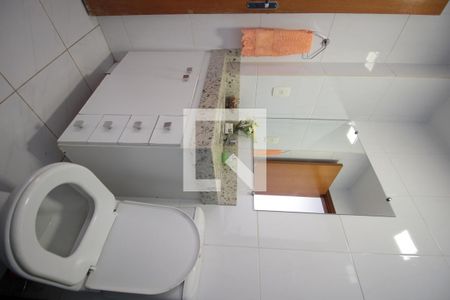 Apartamento à venda com 200m², 4 quartos e 3 vagasBanheiro da Sala de TV