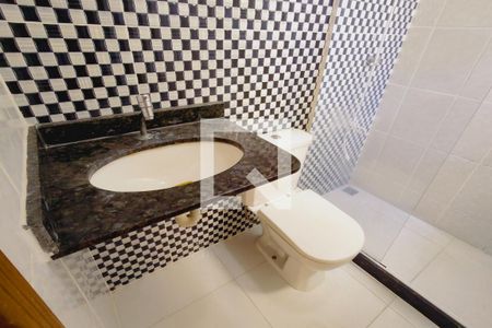 Casa para alugar com 81m², 3 quartos e 1 vaga Casa para alugar com 81m², 3 quartos e 1 vagaBanheiro da Suíte 1