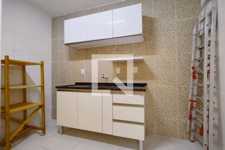 Casa para alugar com 81m², 3 quartos e 1 vaga Casa para alugar com 81m², 3 quartos e 1 vagaCozinha - Armários