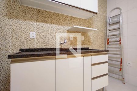 Casa para alugar com 81m², 3 quartos e 1 vaga Casa para alugar com 81m², 3 quartos e 1 vagaCozinha - Armários