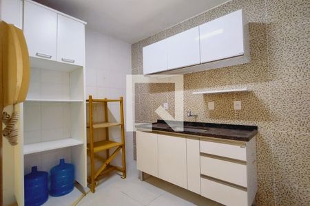 Casa para alugar com 81m², 3 quartos e 1 vaga Casa para alugar com 81m², 3 quartos e 1 vagaCozinha - Armários