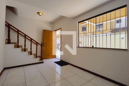Sala  de casa para alugar com 3 quartos, 81m² em Jacarepaguá, Rio de Janeiro