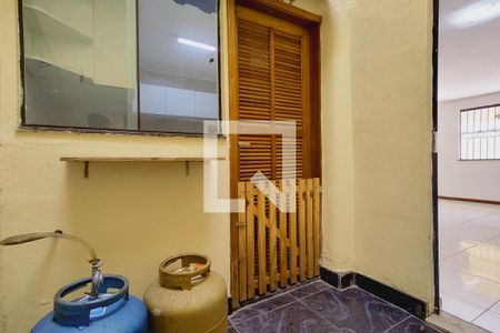 Casa para alugar com 81m², 3 quartos e 1 vaga Casa para alugar com 81m², 3 quartos e 1 vagaJardim de Inverno