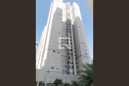 Apartamento para alugar com 68m², 2 quartos e 1 vagaFachada