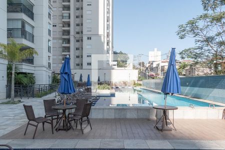 Apartamento para alugar com 68m², 2 quartos e 1 vagaPiscina