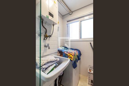 Apartamento para alugar com 68m², 2 quartos e 1 vagaÁrea de Serviço