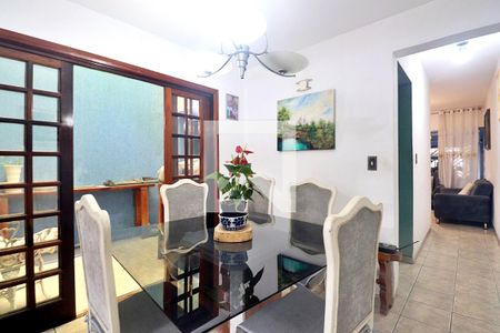 Casa à venda com 235m², 3 quartos e 4 vagasSala de Jantar