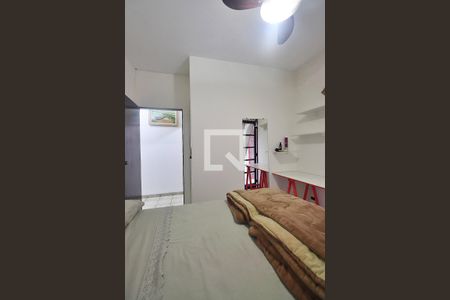 Casa à venda com 235m², 3 quartos e 4 vagasQuarto 2