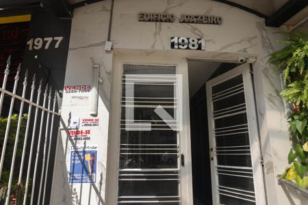 Studio para alugar com 30m², 1 quarto e sem vaga Studio para alugar com 30m², 1 quarto e sem vagaplaquinha