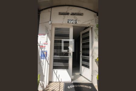 Studio para alugar com 30m², 1 quarto e sem vaga Studio para alugar com 30m², 1 quarto e sem vagaFachada